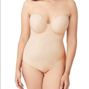 Wacoal Convertible body shaper Red Carpet Strapless Shaping Bodysuit. NWT 40DDD